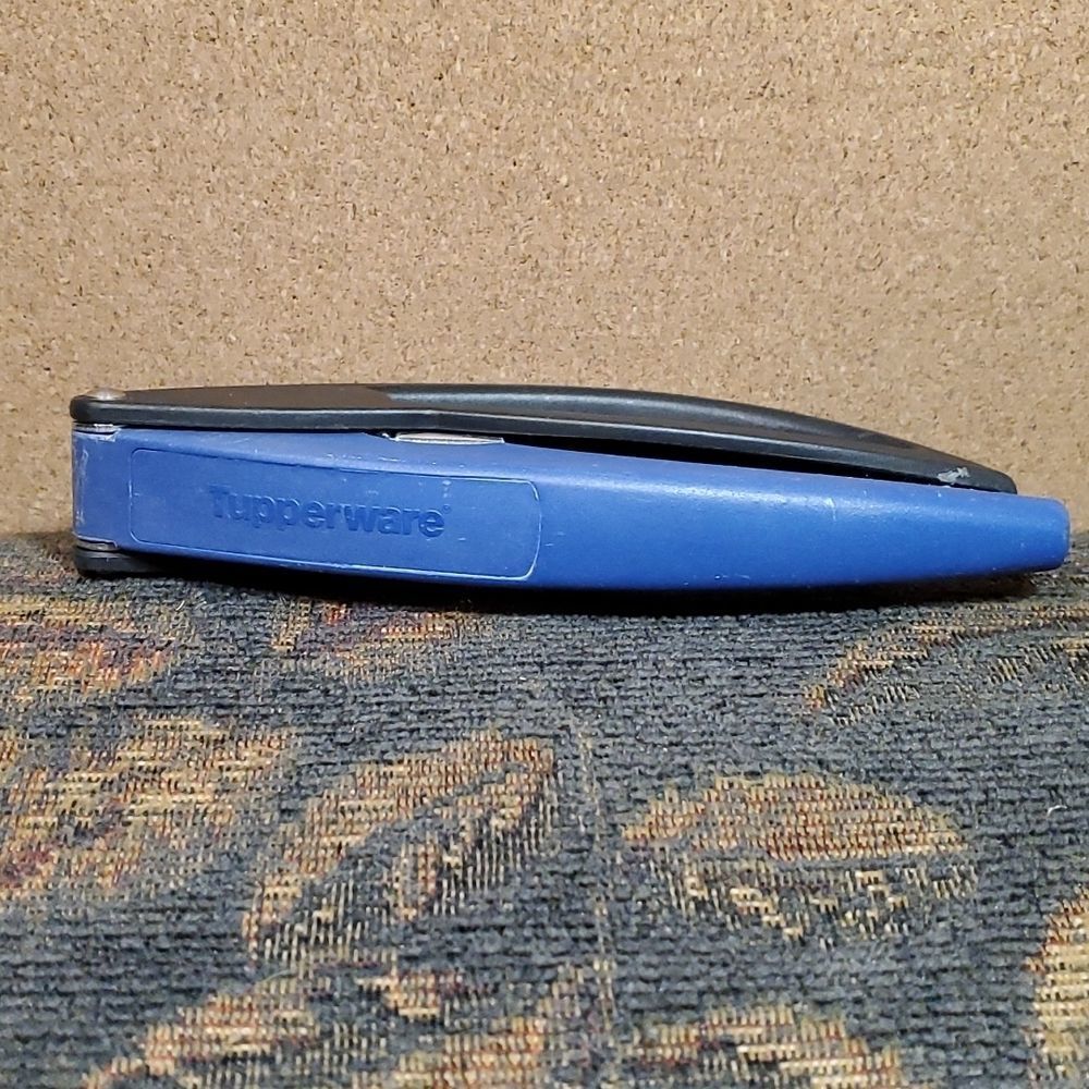 Tupperware Garlic Press 